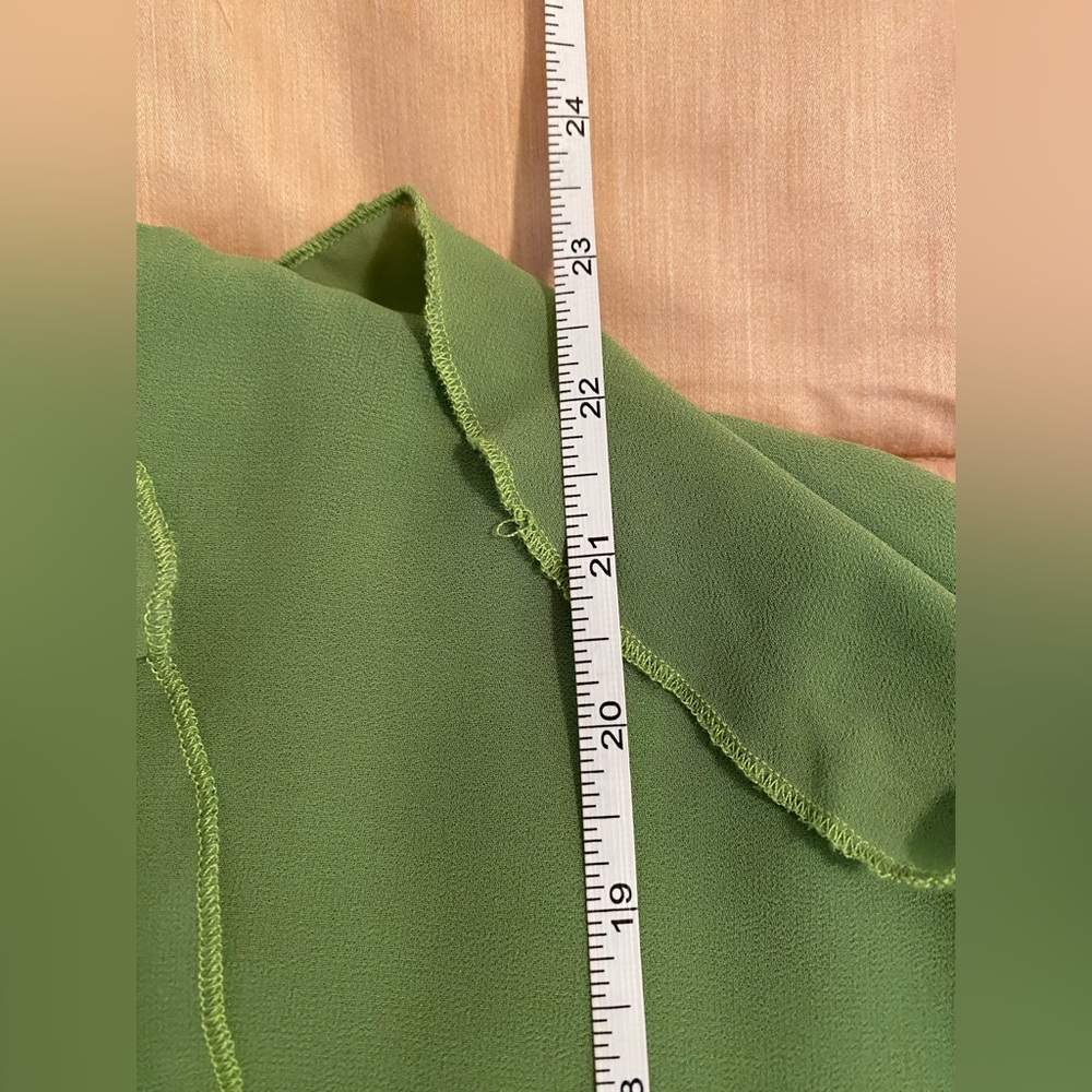 Chic Green Ruffle Blouse - Picture 8 of 8